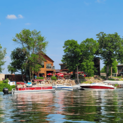 The Marina Lodge Lakeside Pub & Provisions