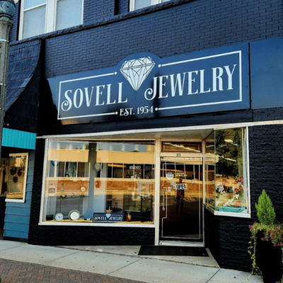 Street view of Sovell Jewelry in downtown Fairmont